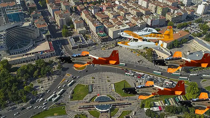 Kayseri'de yüksek uçuş: 9 yıldır havacılık sektörüne yön veriyor!