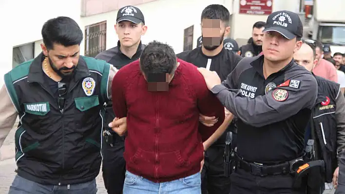 Kayseri'deki 24 adrese yapılan Şafak Operasyonu'nda çok sayıda gözaltı!