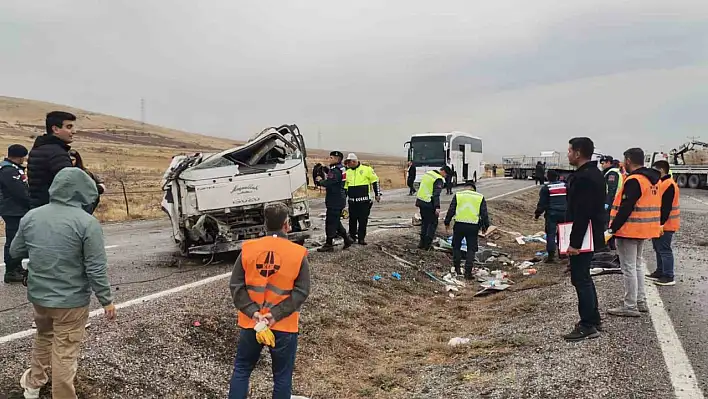 Kayseri'de feci zincirleme kaza: Ölü ve yaralılar var