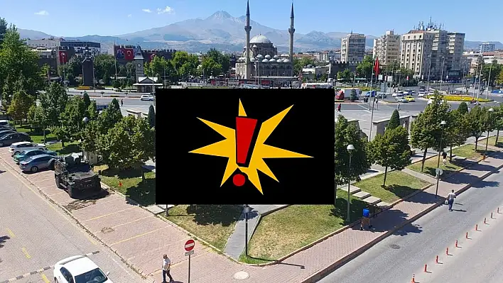 Kayseri'deki bu reklam çok konuşulur: Görenler telefona sarıldı, parça bir anda dillere dolandı!