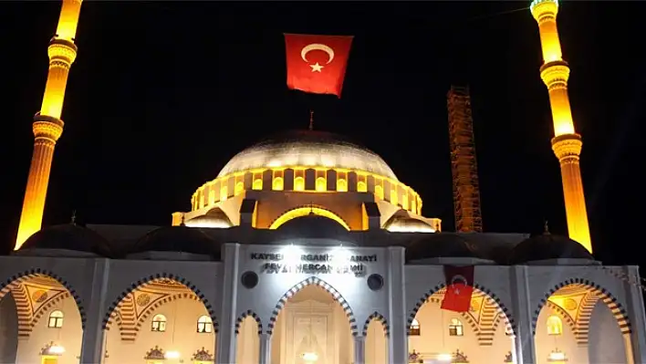 Kayseri'deki tüm camilerde selalar okundu!