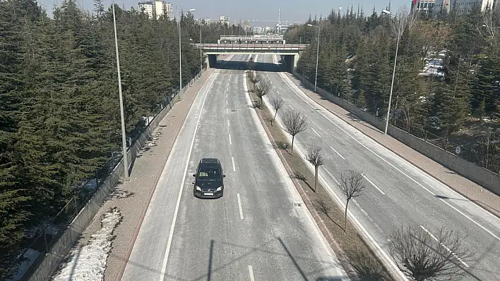 Kayseri'deki yollarda dikkat çeken beyazlık ne?