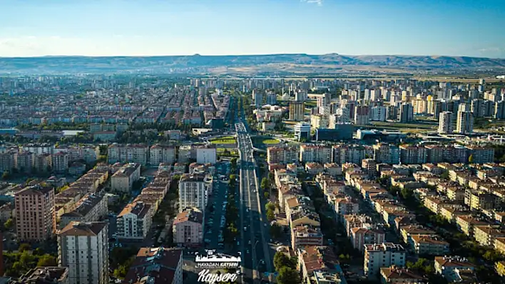 Kayseri'den kısa kısa: Uçak kazası, Şehitler Anıtı, Seçim Yarışı, Kayserispor…