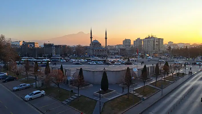 Kayseri'den net mesaj! İmralı canisini barış elçisi gibi ilan edenlere hatırlatalım diye toplandık