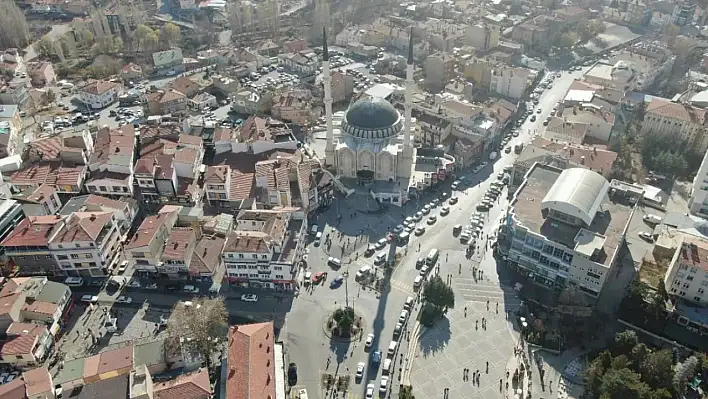 Kayseri, Develi'ye akacak, bugün Mustafa Yıldızdoğan konser verecek