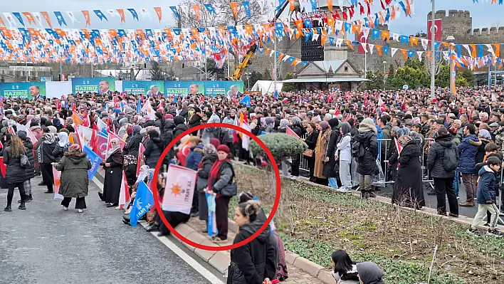 Kayseri Erdoğan Mitinginde Sürpriz Konuk: Müge Anlı'nın Misafiri...