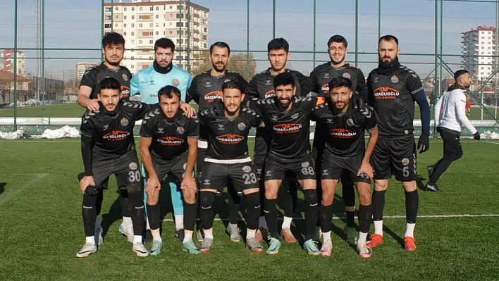 Kayseri Esen Metal SK liderliğini sürdürüyor!