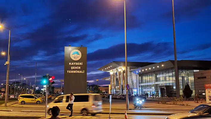 Kayseri esnafı öğrencinin yolunu gözlüyor!