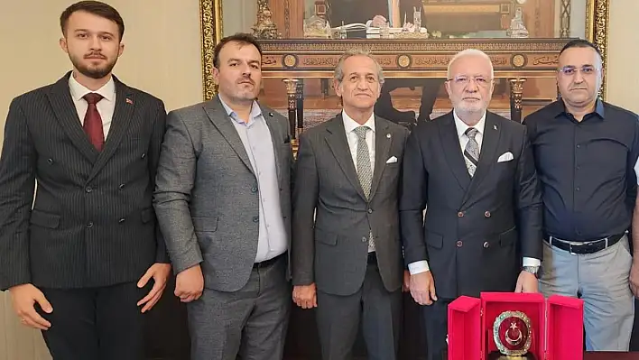 Kayseri esnafından Elitaş'a iki sürpriz!