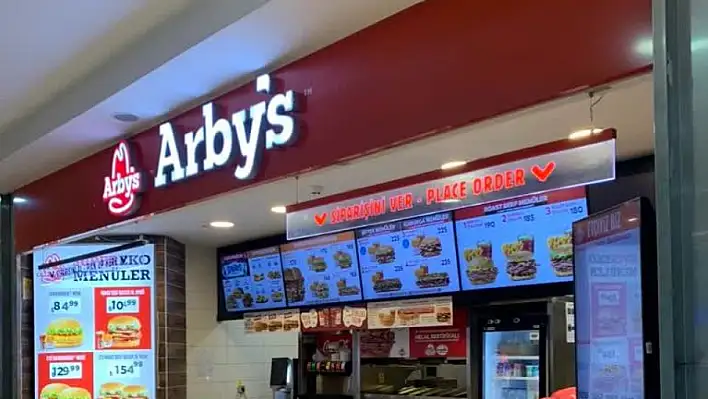 Kayseri Forum Arbys'ten açıklama: Et ürününe tavuk geni bulaşmış olabilir!