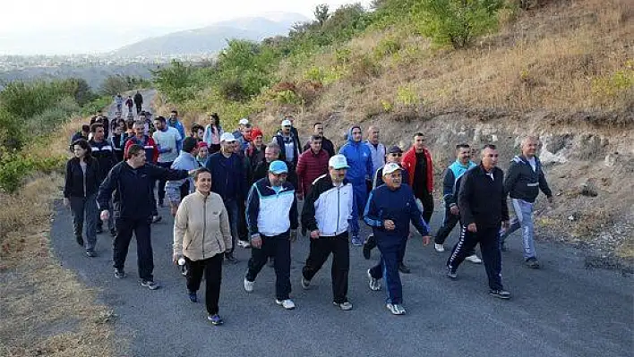 Melikgazi'de sabah sporu ve personel moral günleri devam ediyor