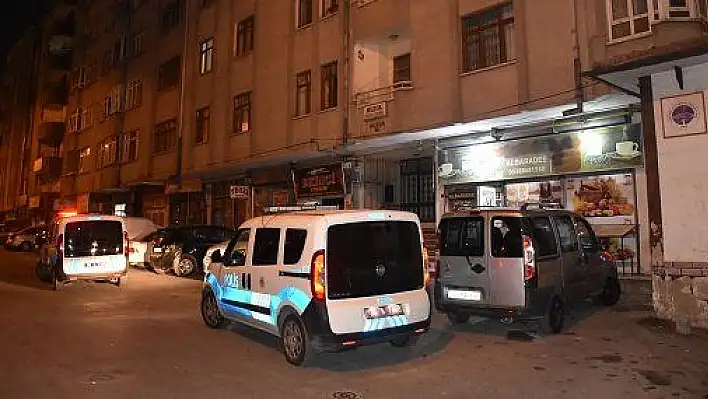 Kayseri'de bıçaklı kavga: 2 yaralı