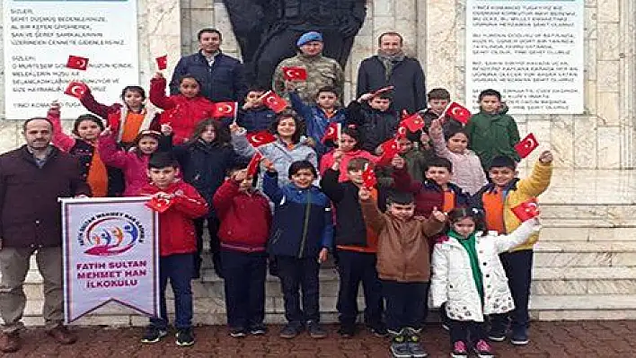 Zeytin Dalı Harekatı 'nda görevli babalarına mektup yazdılar  