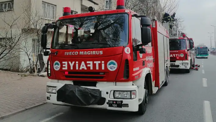 Bacadan çıkan yangın paniğe neden oldu