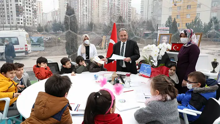 'Şeffaf Oda' vatandaşların beğenisini topluyor