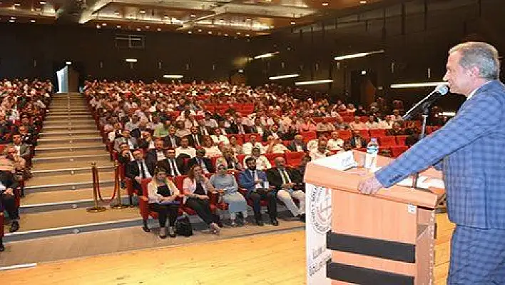 İl ve ilçelerdeki okul müdürleri bir araya geldi 