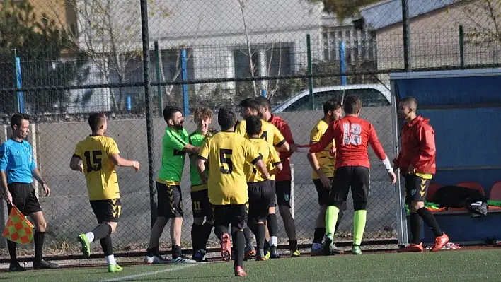 Sanayi Esnafspor-Argıncık Esnafspor: 1-0