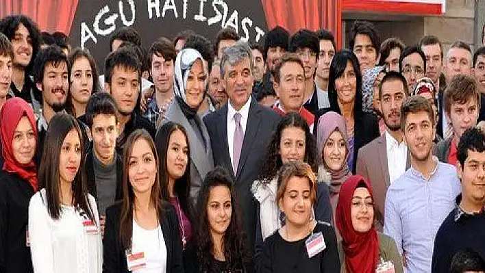 AGÜ'de Mezuniyet Heyecanı 