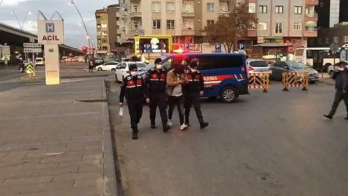 Kayseri'de 12 ilde aranan zanlı, jandarma tarafından yakalandı