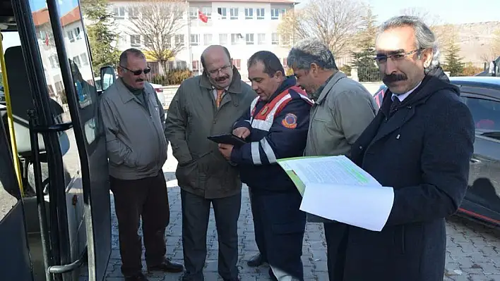 Talas ilçesinde öğrenci taşıyan şoförlere eğitim verildi