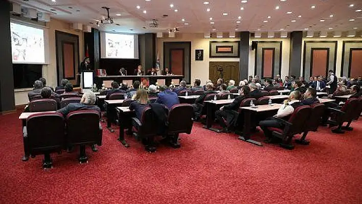 KANKA Başkanı Karakükçü, Çocuk Kemik İliği Nakli Merkezi'ni anlattı