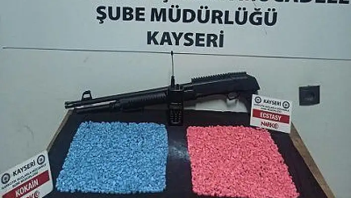 Kayseri'de uyuşturucu operasyonunda iki zanlı yakalandı