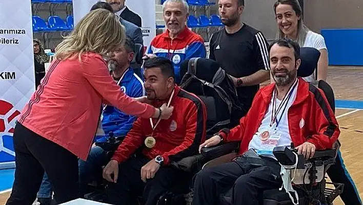 Kayserili Boccia sporcuları Kocaeli'nden madalya ile döndü