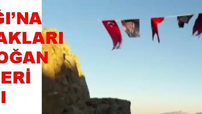 KATO'YA TÜRK BAYRAKLARI VE ERDOĞAN POSTERİ ASILDI