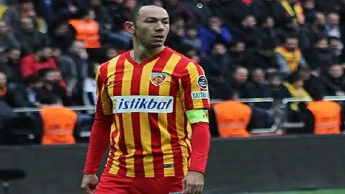 Umut Bulut yeniden Kayserispor'da 