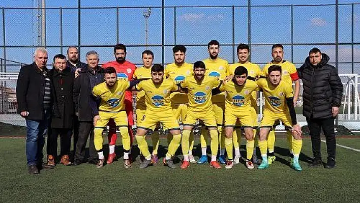 Hacılar geriden gelerek kazandı (2-1)