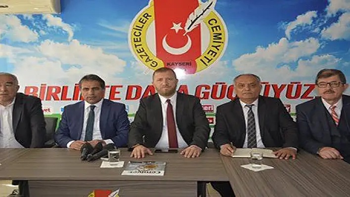 AK Parti Milletvekili aday adayı Çağan Gazeteciler Cemiyeti'nde