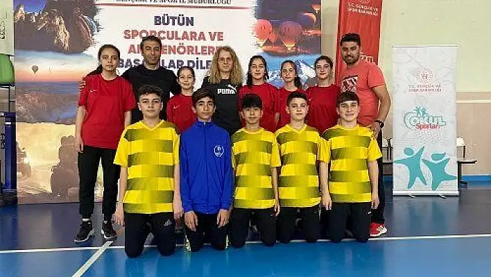 Kayseri Badminton takımları namağlup Türkiye Şampiyonası yolcusu