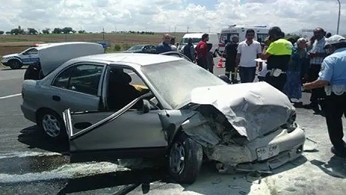 Kayseri'de trafik kazasında 6 kişi yaralandı