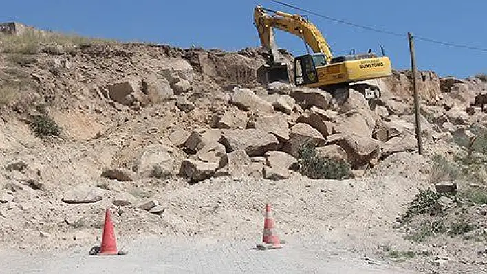 Başkan Karayol yol genişletme çalışmalarını yerinde inceledi 