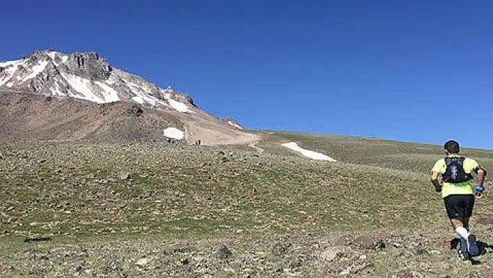 Uluslararası Erciyes Dağ Maratonu başladı 