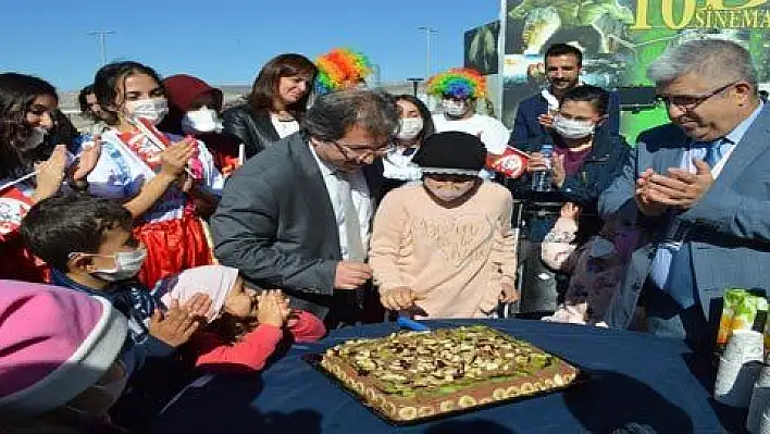 Kayseri Şehir Hastanesi'nden Lösemili Çocukları Heyecanlandıran Sürpriz