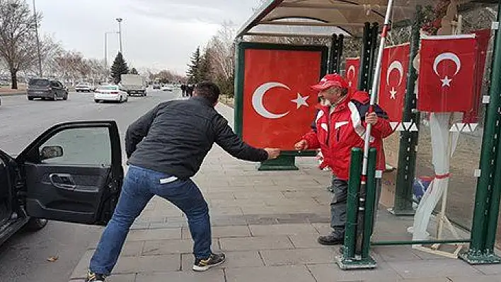 Kurtoğlu: '10 metre kar yağsa yine nöbete devam edeceğim'