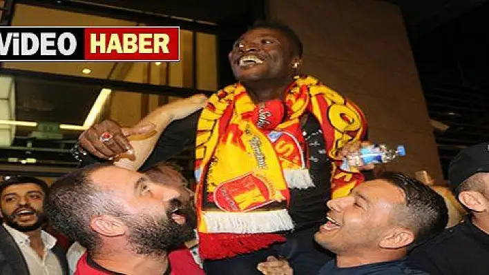 Ganalı yıldız Asamoah Gyan, Kayseri'de