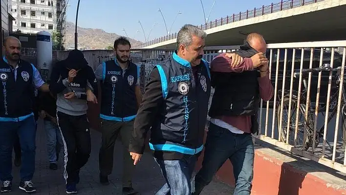 Bağ evinden hırsızlık yapan 2 kişi tutuklandı