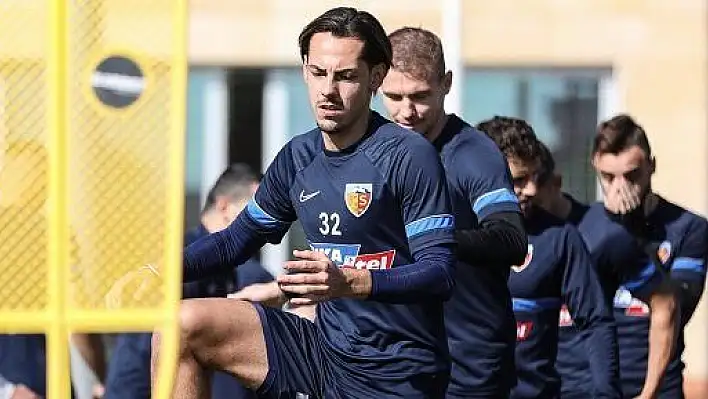 Kayserispor, İstanbul'a rötarlı gitti