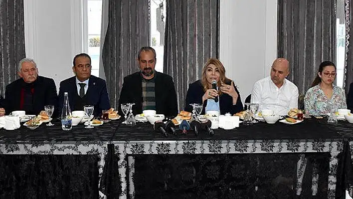 Berna Gözbaşı: 'Şu anda mücadele eden bir takım var'