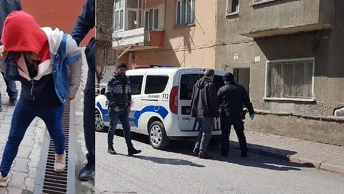 Evine giren hırsızlık şüphelisi kızı yakalayıp, polise teslim etti