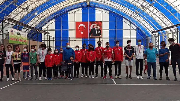 Spor A.Ş'nin altın raketleri