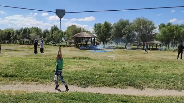 Büyüleyen mesire alanı doğal hayat ve yeşilliği ile ilgi odağı