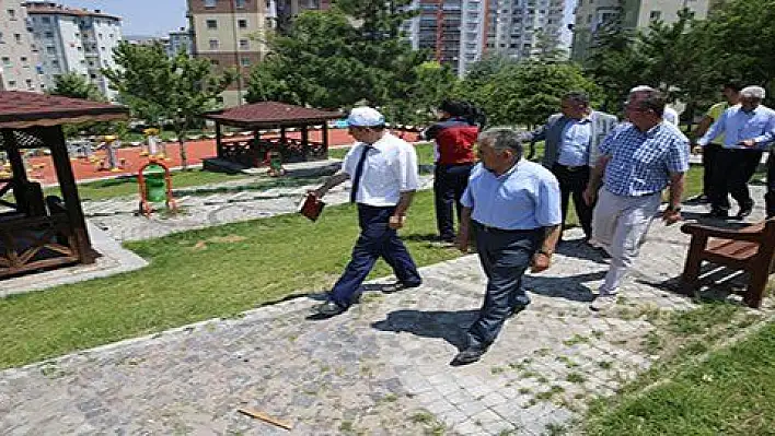 Büyükkılıç 15 Temmuz Milli Egemenlik Park'ında incelemede bulundu