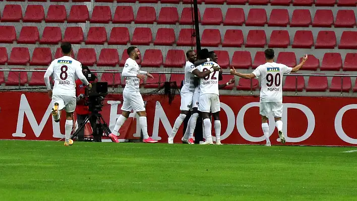 Hes Kablo Kayserispor: 0 - Atakaş Hatayspor: 0 (İlk yarı)