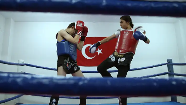  İncesu muaythai 'ye yatırımının meyvelerini aldı