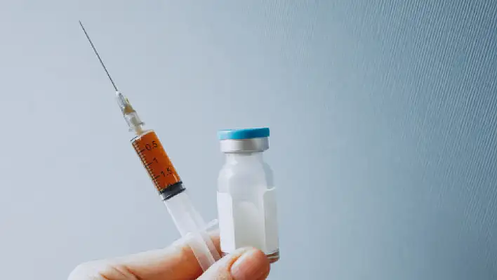 Koronavirüs aşısının etkinliği açıklandı