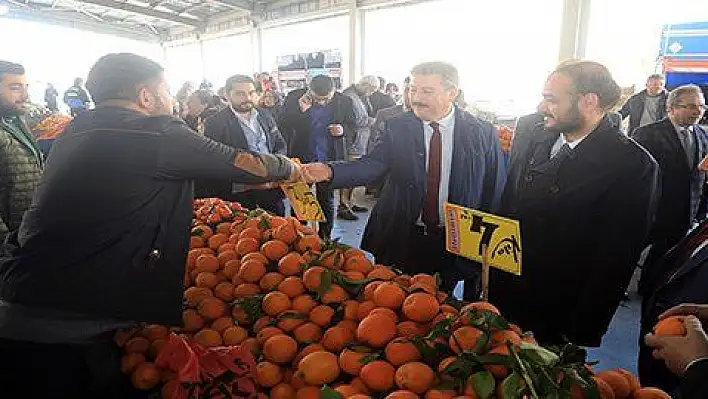 Esenyurt'ta esnaf ve vatandaşlarla gönül köprüsü 