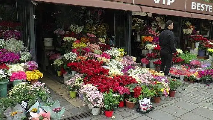 Çiçekçilerde 'Anneler Günü' yoğunluğu